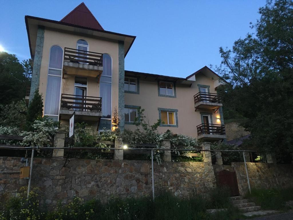 Nran Hatik Dilidschan Exterior foto